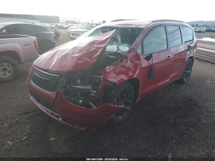 2025 Chrysler Pacifica, Normal Wear & Tear, IAAI, VIN 2C4RC1GG4SR537910 — photo 2