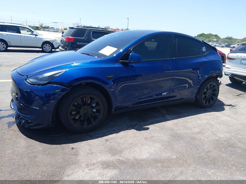 2025 Tesla Model Y, Удар сзади, IAAI, VIN 7SAYGDED5SF221909 — фото 2