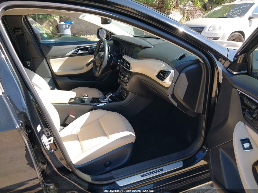 INFINITI QX30 2018 VIN SJKCH5CP4JA047438
