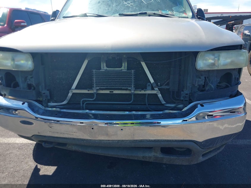 2002 GMC YUKON auction photo 6