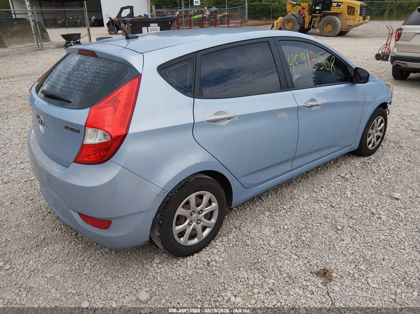 2013 HYUNDAI ACCENT auction photo 4