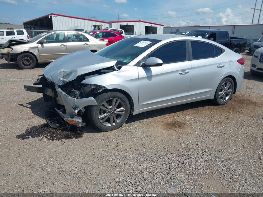 2018 HYUNDAI ELANTRA auction photo 2