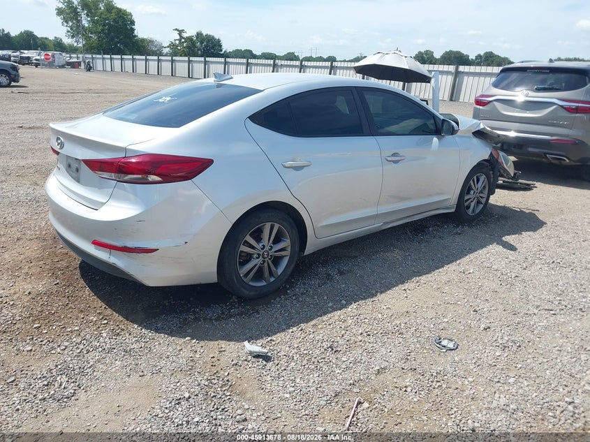 2018 HYUNDAI ELANTRA auction photo 4