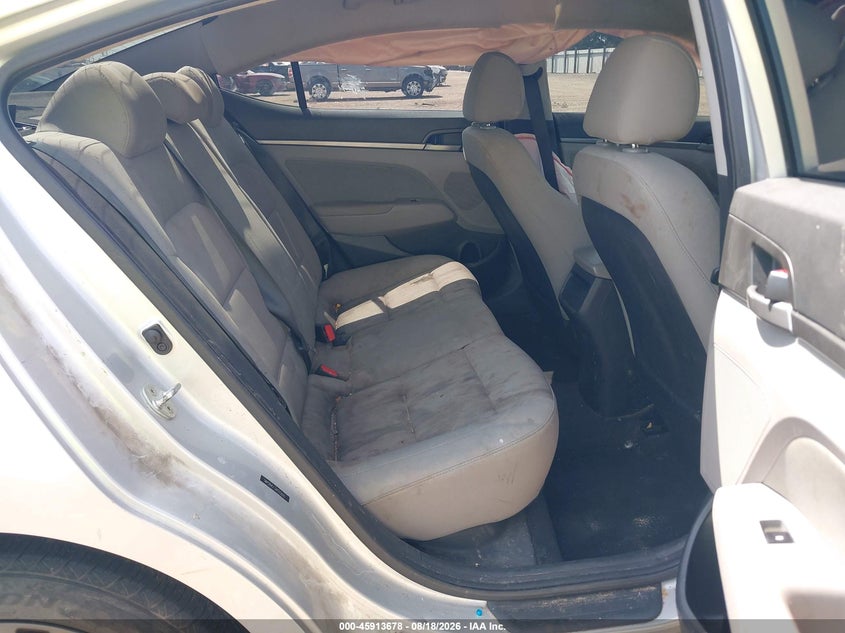 2018 HYUNDAI ELANTRA auction photo 8