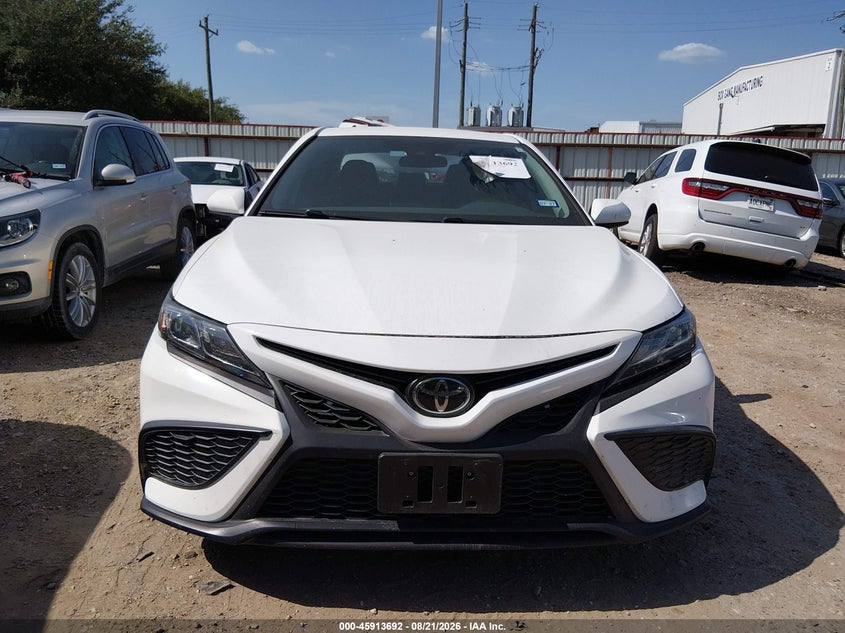 TOYOTA CAMRY - zdjęcie 13