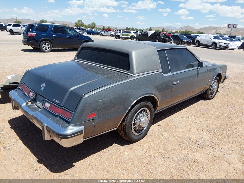 1985 OLDSMOBILE TORONADO auction photo 4
