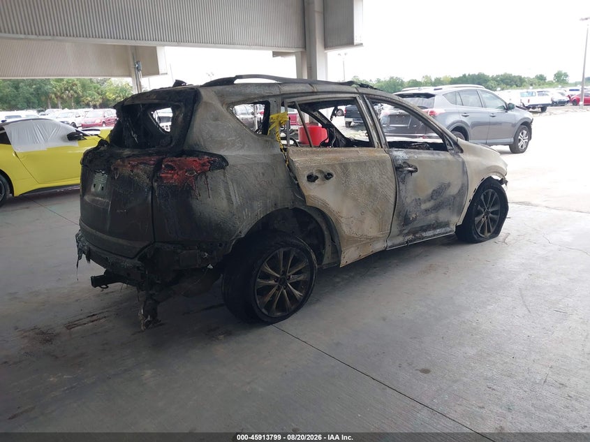 2018 TOYOTA RAV4 auction photo 4