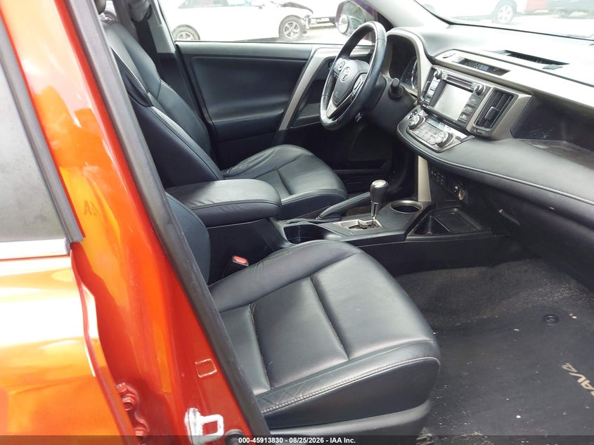 2015 TOYOTA RAV4 auction photo 5