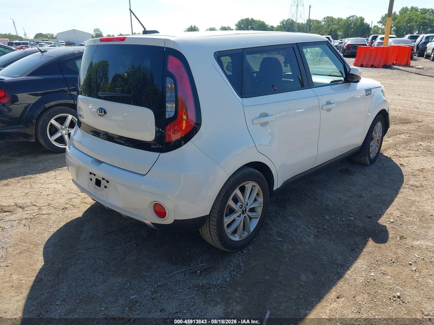 2018 KIA SOUL auction photo 4