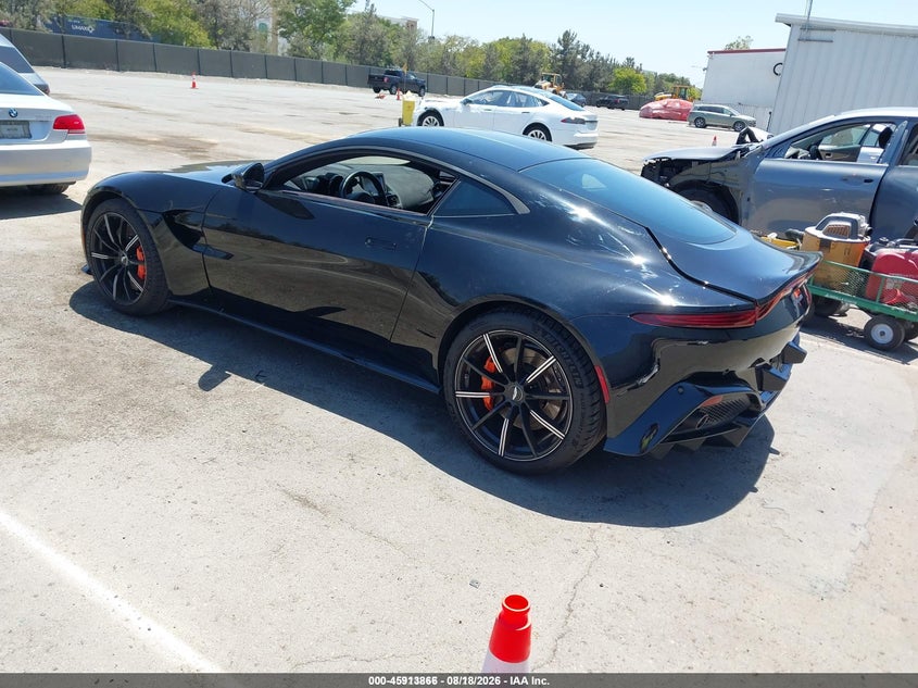 2019 ASTON MARTIN VANTAGE auction photo 3