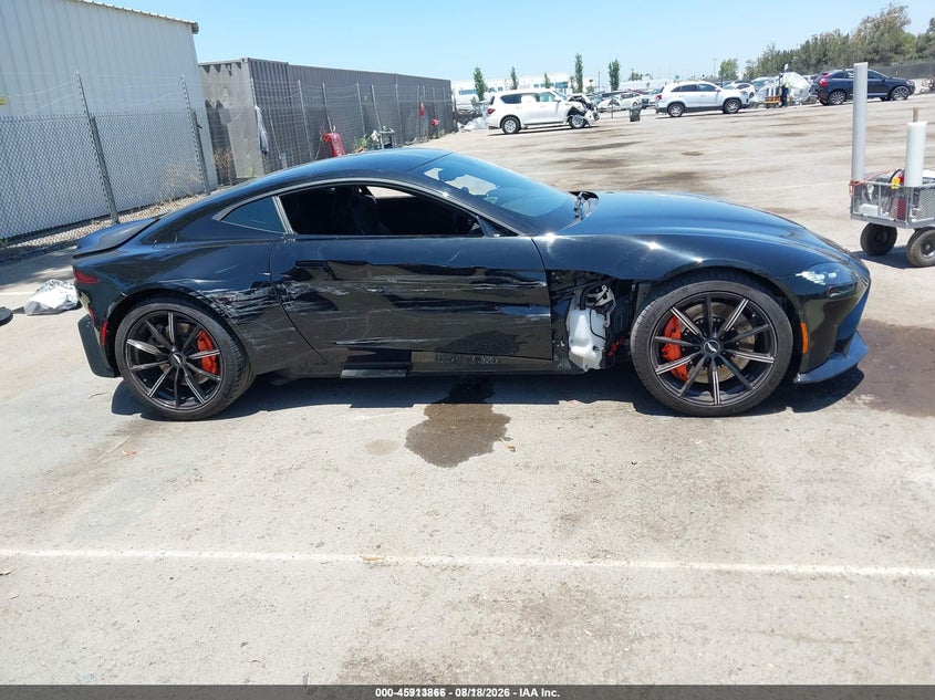 2019 ASTON MARTIN VANTAGE auction photo 6