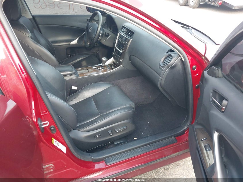 2010 LEXUS IS SEDAN 2.5L V-6 DI, DOHC, VVT, 204HP