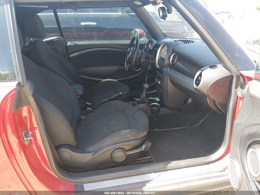 2012 MINI COOPER S auction photo 5
