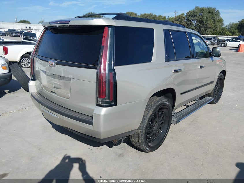 CADILLAC ESCALADE - zdjęcie 4