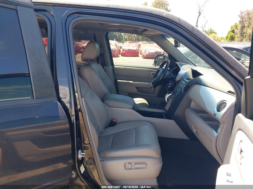 2011 HONDA PILOT auction photo 5