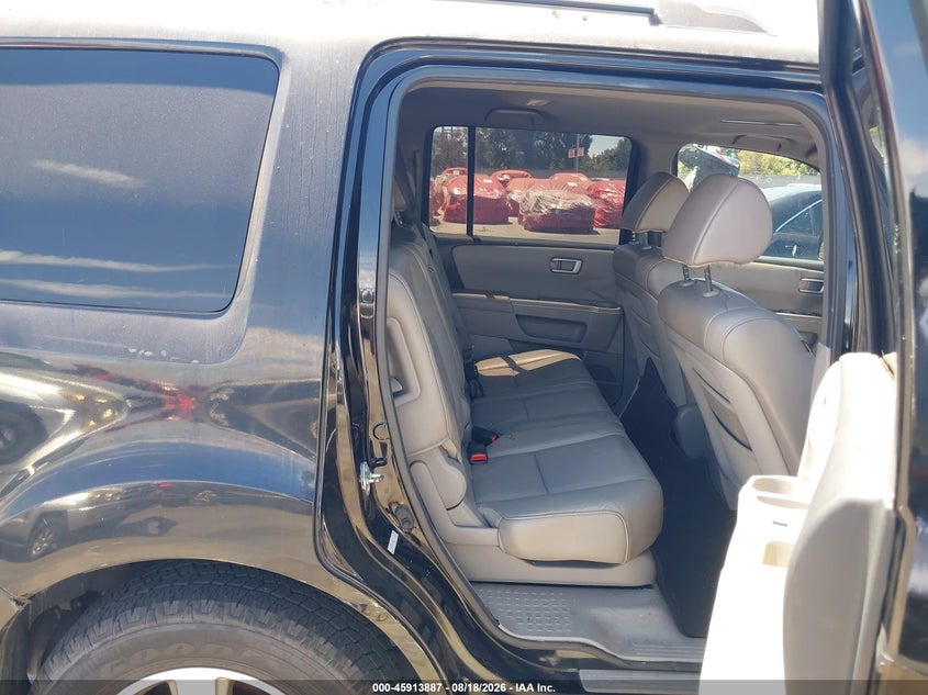 2011 HONDA PILOT auction photo 8