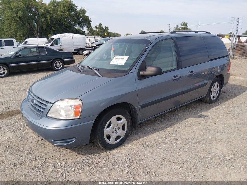 2004 FORD FREESTAR auction photo 2