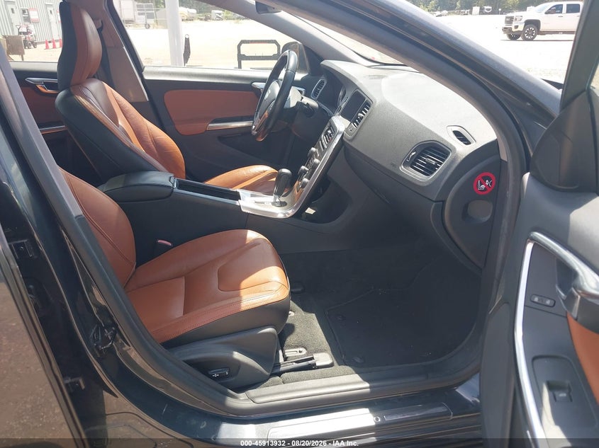 2012 VOLVO S60 auction photo 5