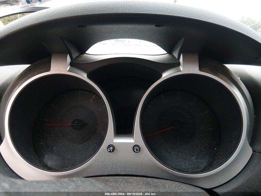 Фото 7 - NISSAN JUKE