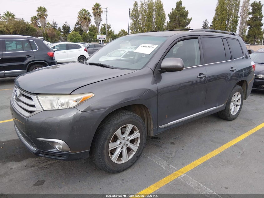 2013 Toyota Highlander, Normal Wear & Tear, IAAI, VIN 5TDZK3EH2DS109404 — photo 2