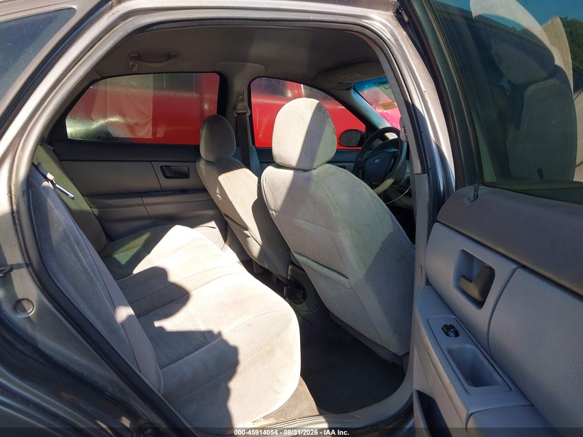 2004 FORD TAURUS auction photo 8