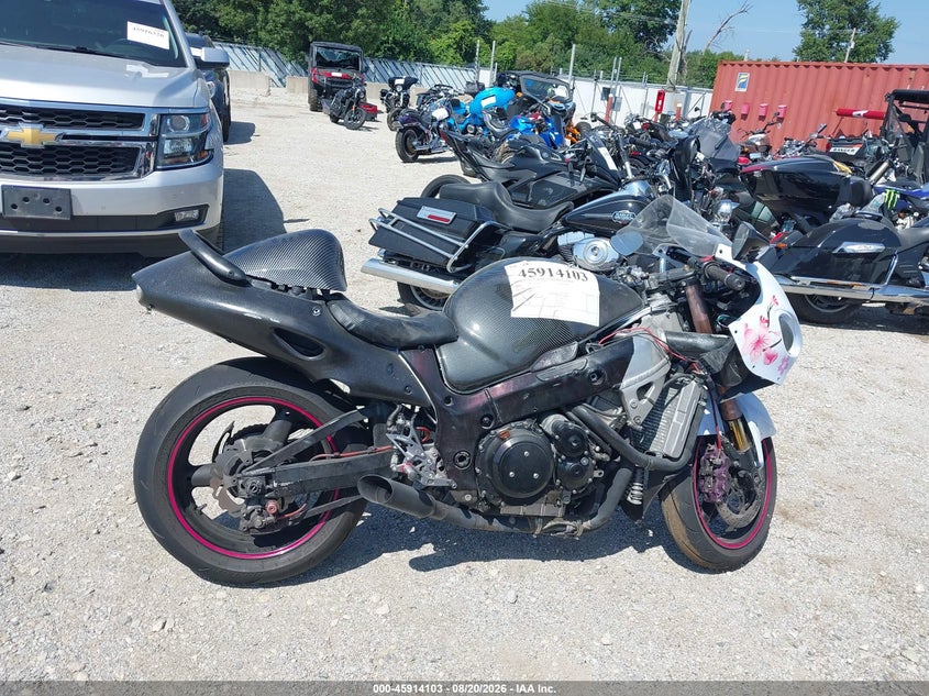 SUZUKI GSX1300 2004