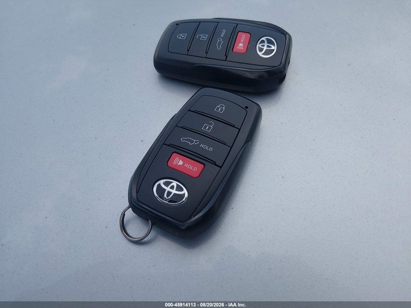 TOYOTA COROLLA CROSS - zdjęcie 11