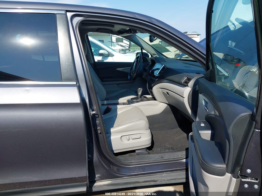 2019 HONDA RIDGELINE auction photo 5