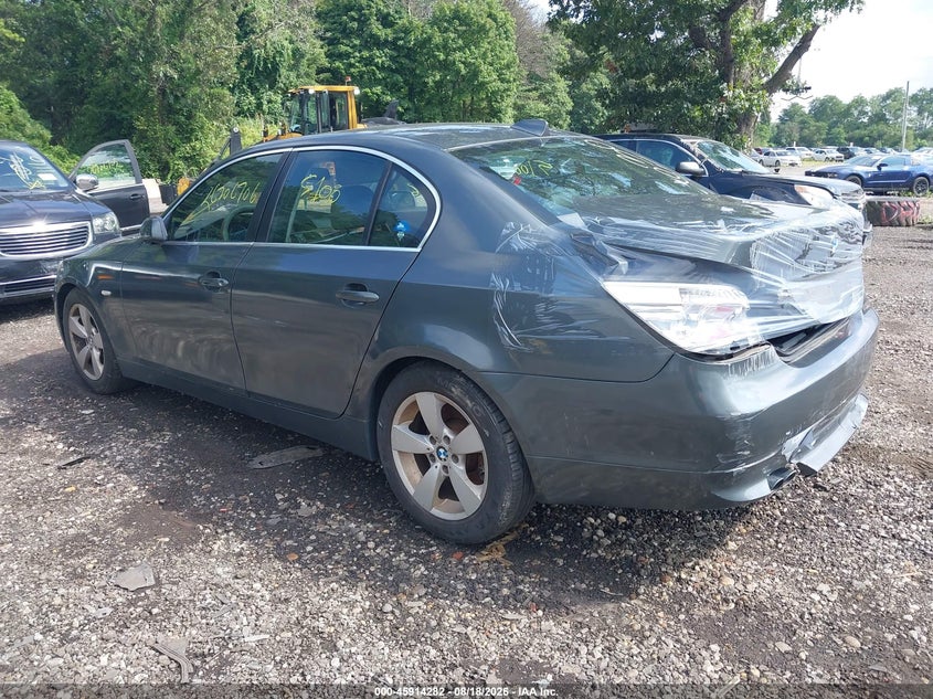 2007 BMW 525XI auction photo 3