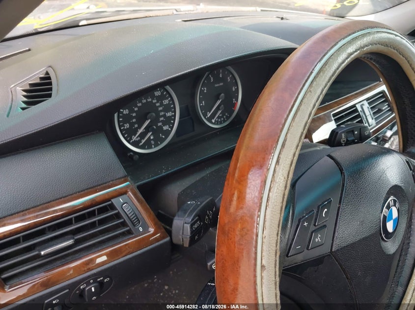 2007 BMW 525XI auction photo 7