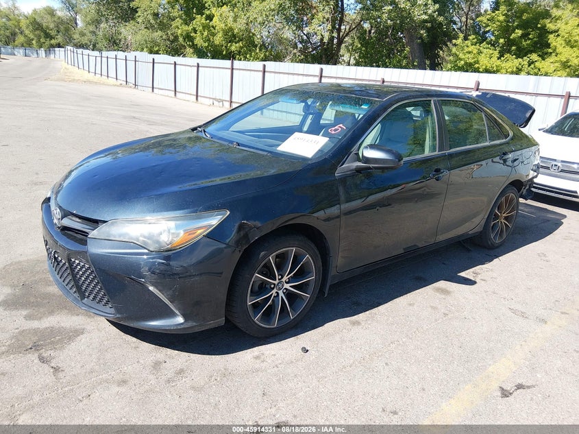 2016 Toyota Camry, Удар сзади, IAAI, VIN 4T1BF1FK0GU607925 — фото 2
