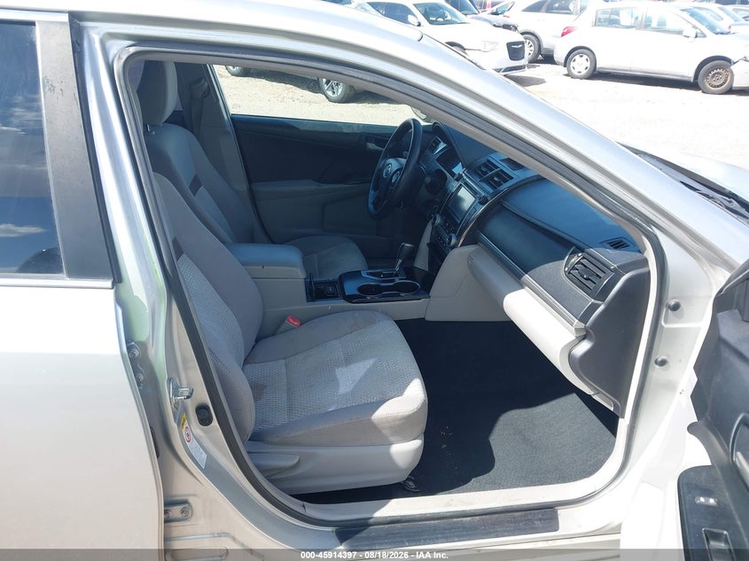 2013 TOYOTA CAMRY auction photo 5