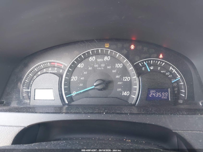 2013 TOYOTA CAMRY auction photo 7