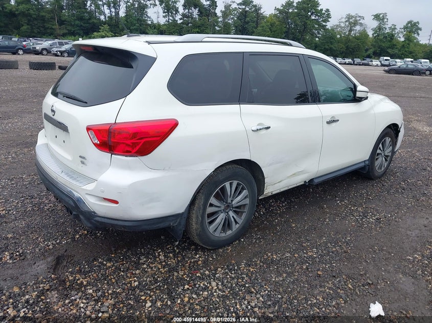 2017 NISSAN PATHFINDER auction photo 4