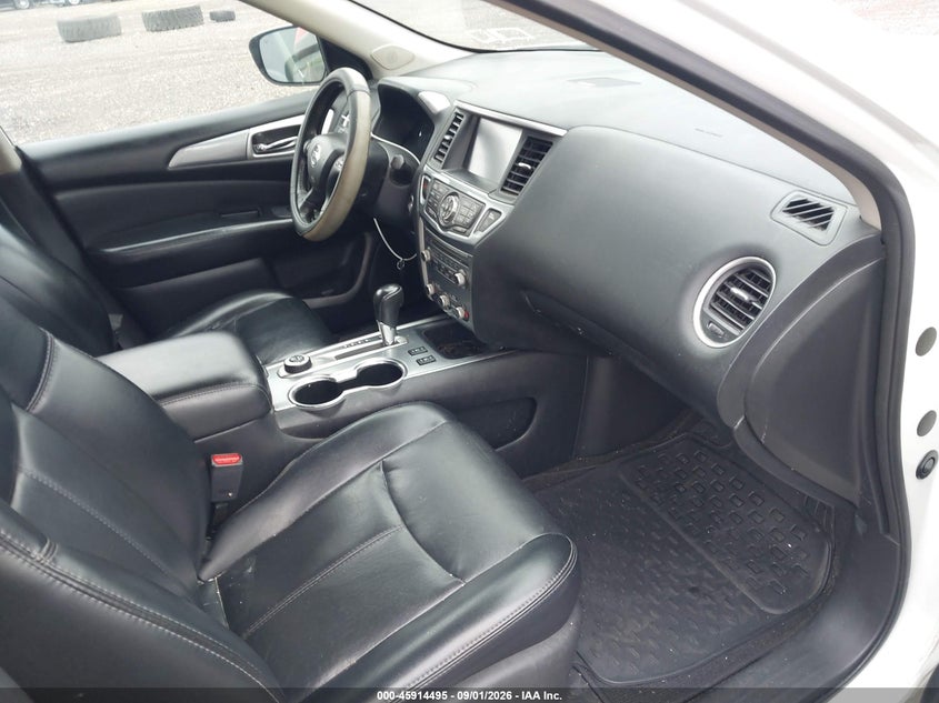 2017 NISSAN PATHFINDER auction photo 5