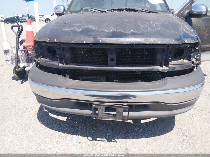 2002 FORD F-150 auction photo 6