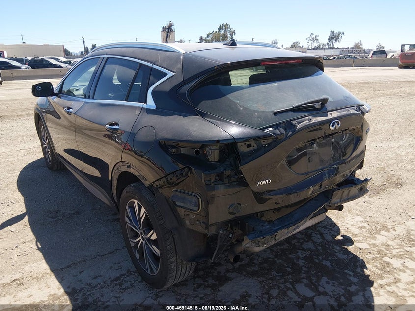 2017 INFINITI QX30 auction photo 3