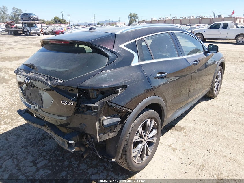 2017 INFINITI QX30 auction photo 4