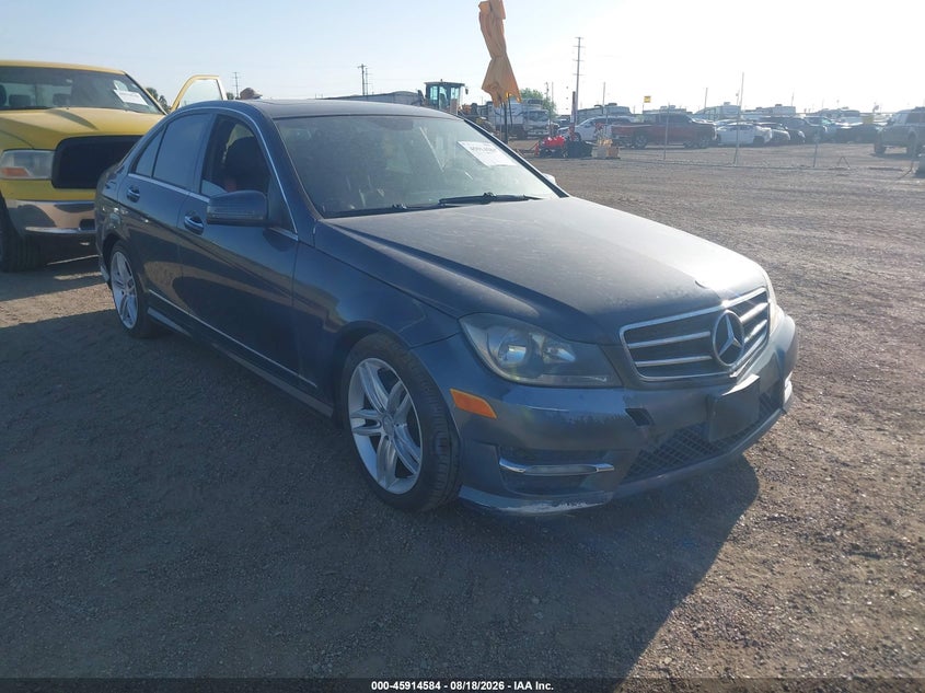 2013 MERCEDES-BENZ C 250 — zdjęcie z aukcji