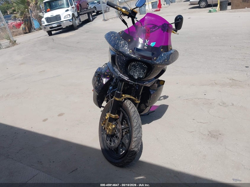 HARLEY-DAVIDSON FXDB 2016