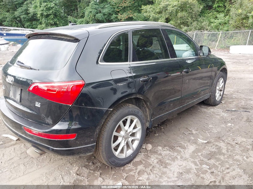 2010 AUDI Q5 auction photo 4