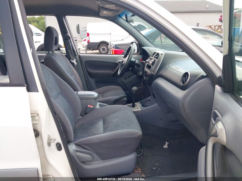 2002 TOYOTA RAV4 auction photo 5