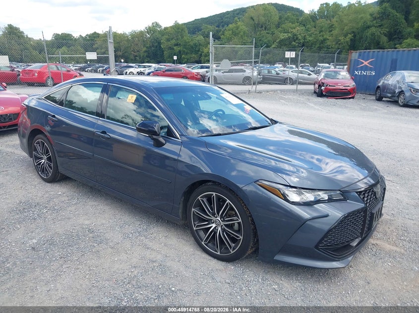 2020 TOYOTA AVALON auction photo 1