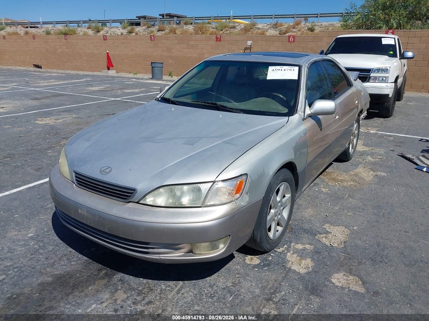 1998 Lexus ES, Удар сзади, IAAI, VIN JT8BF28G7W5026996 — фото 2