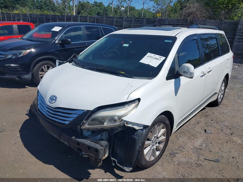 2015 Toyota Sienna, Front End, IAAI, VIN 5TDDK3DC9FS112531 — photo 2