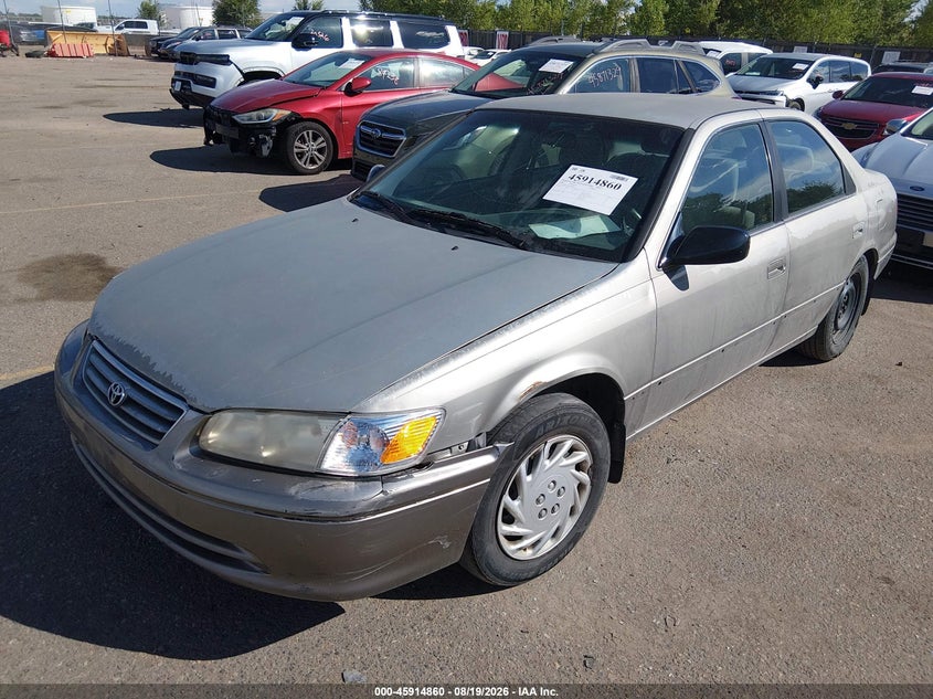 2000 Toyota Camry, Normal Wear & Tear, IAAI, VIN JT2BG22K7Y0478953 — photo 2
