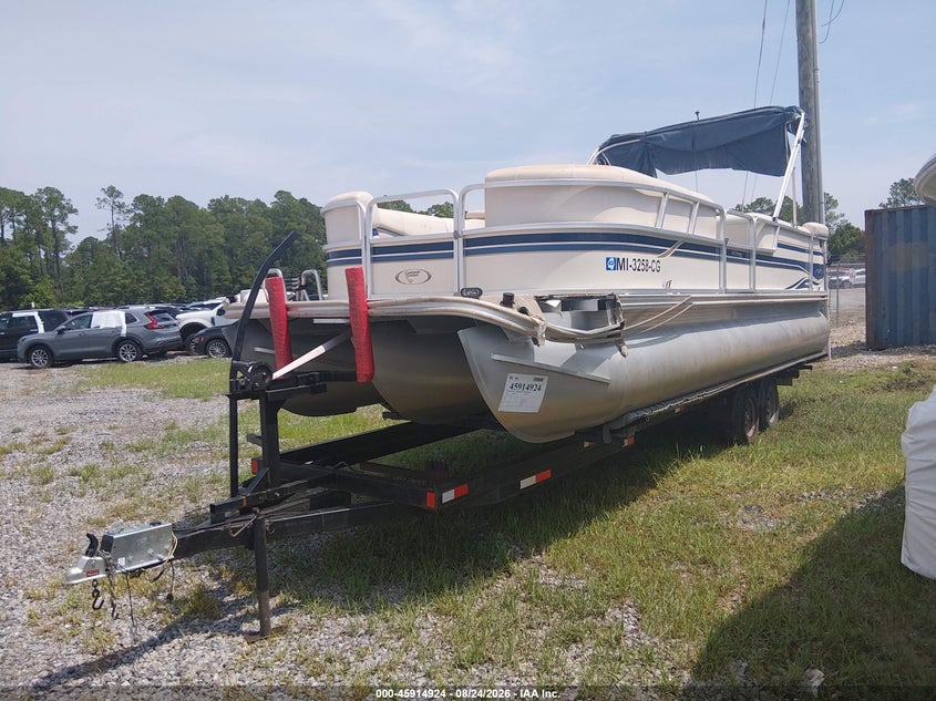 2003 FISHER PONTOON auction photo 2