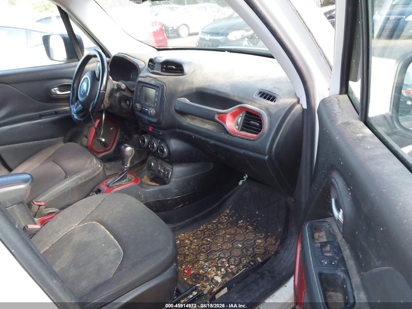 2017 JEEP RENEGADE auction photo 5