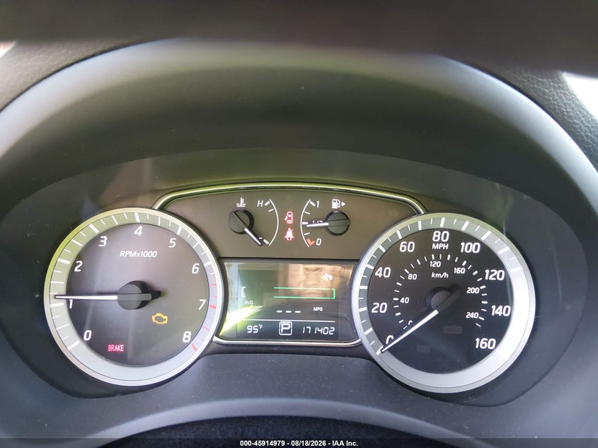 2013 NISSAN SENTRA auction photo 7