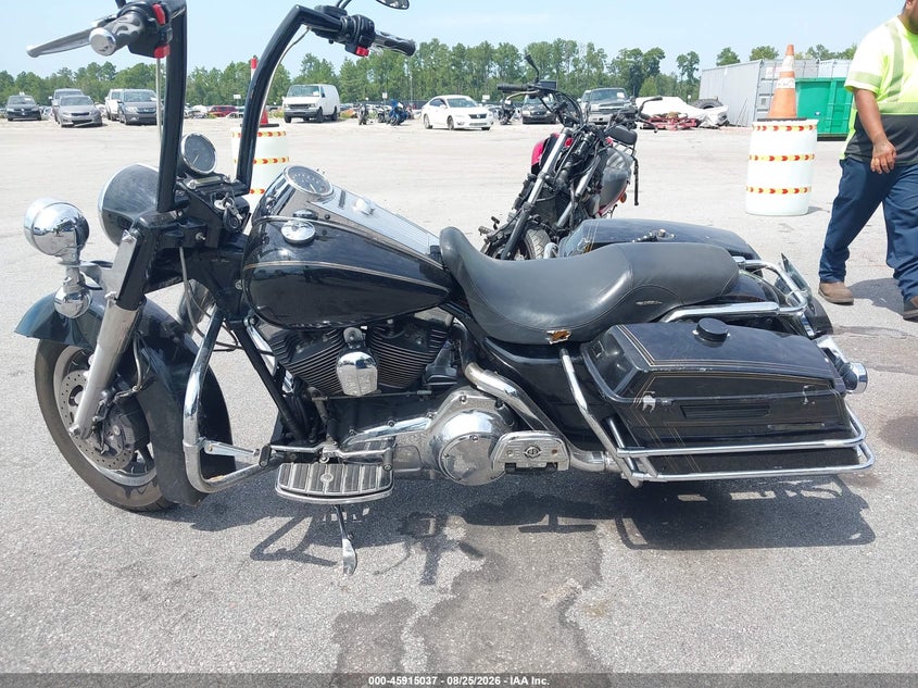 HARLEY-DAVIDSON FLHP 2008